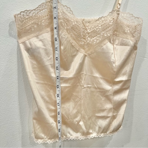 Vintage 1960s Collectible Classics Cream Lace Trim Camisole - Picture 5 of 8